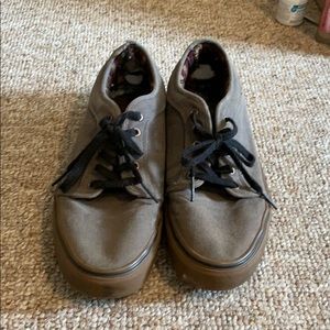 Men’s size 13 Vans